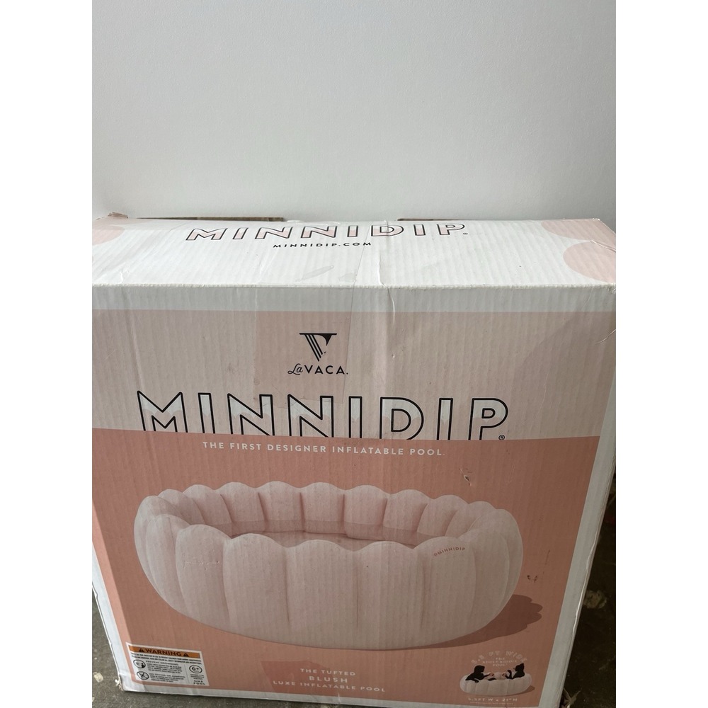 Tufted Blush Luxe Inflatable Pool, - Picture 2 of 2